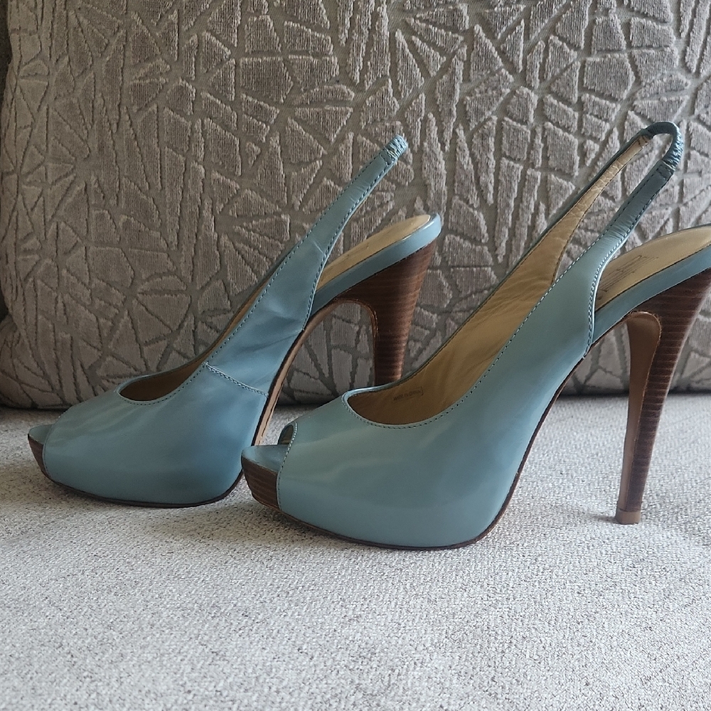 Pelle Moda Sky Blue Slingback Heels